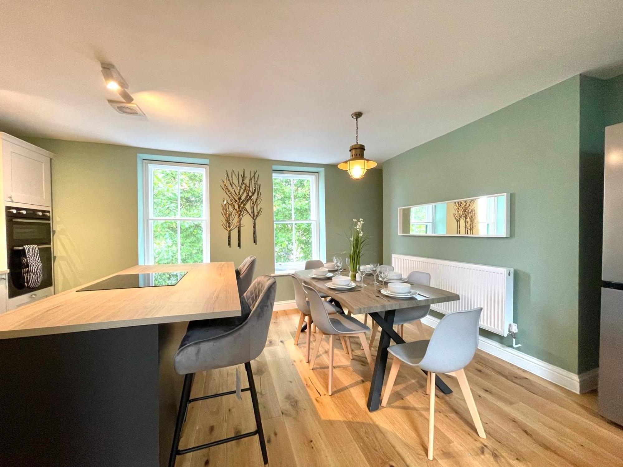 2 Bedroom Apartments Stopoverz Bristol Eksteriør billede