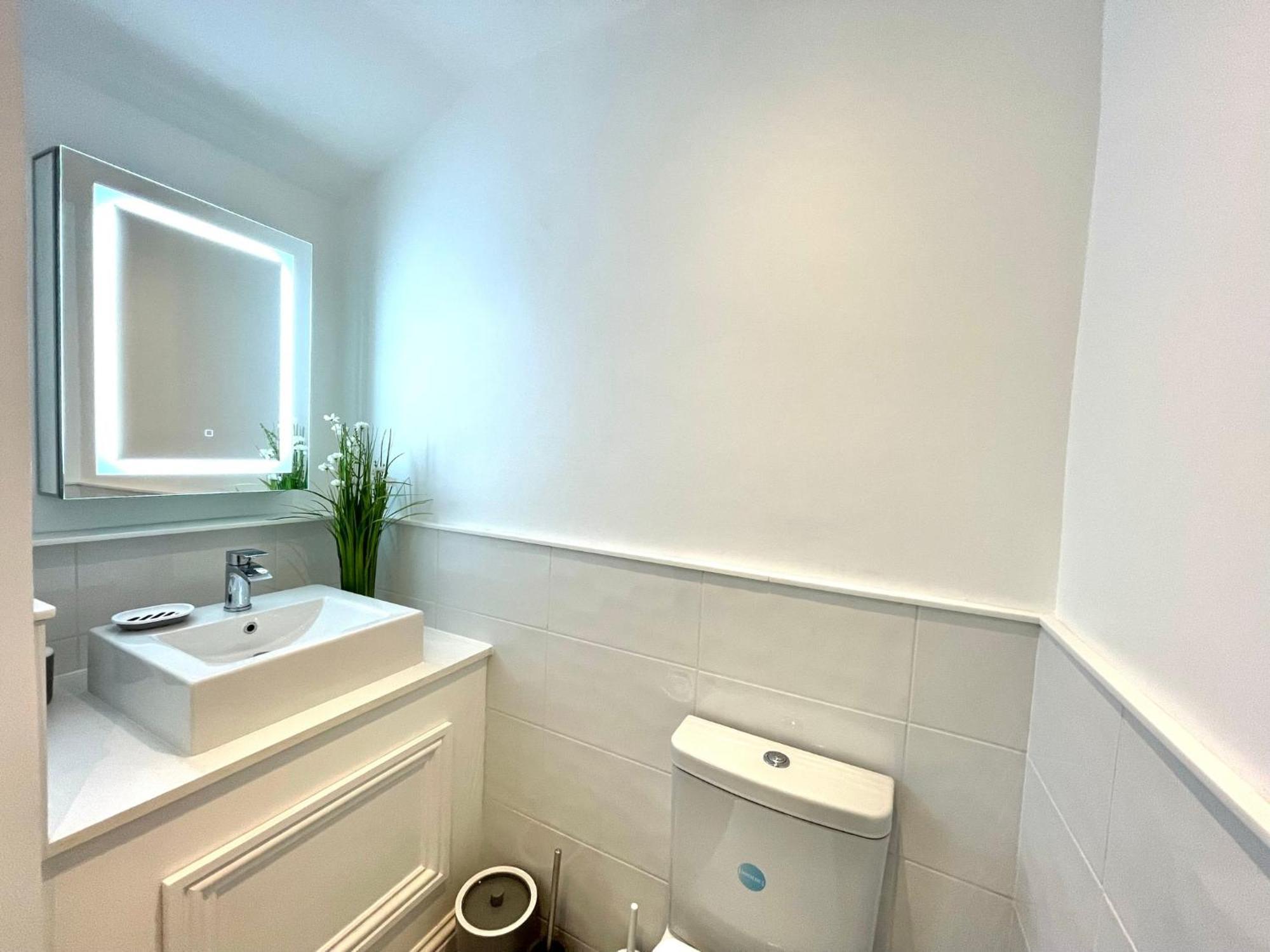 2 Bedroom Apartments Stopoverz Bristol Eksteriør billede