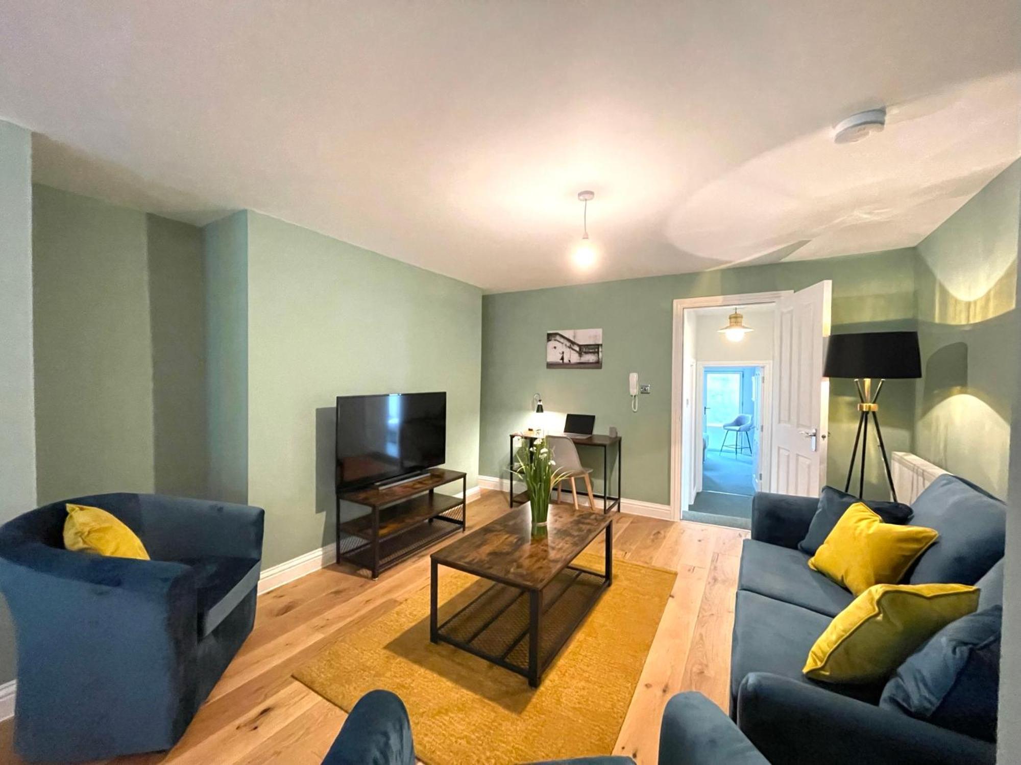 2 Bedroom Apartments Stopoverz Bristol Eksteriør billede
