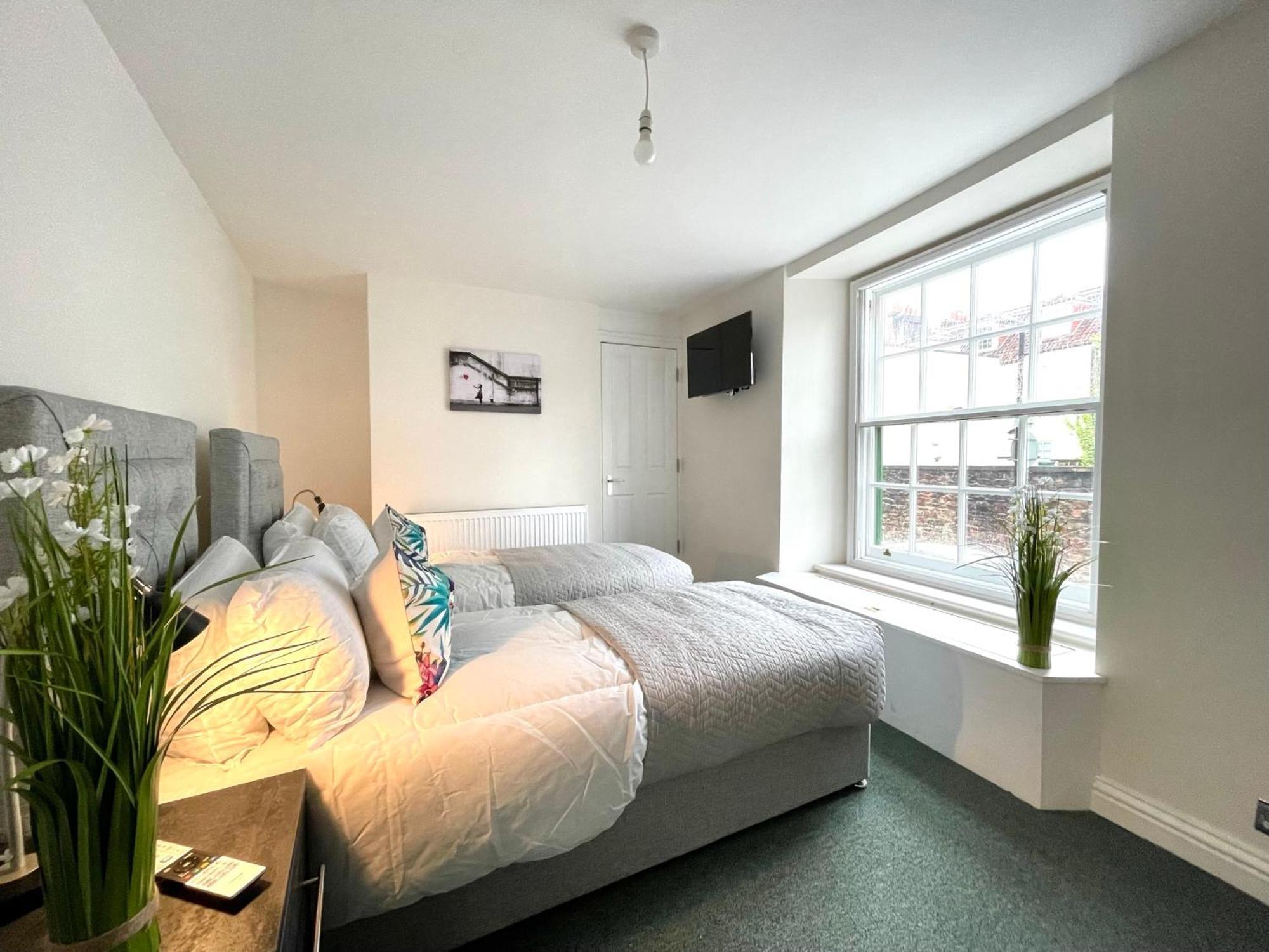 2 Bedroom Apartments Stopoverz Bristol Eksteriør billede