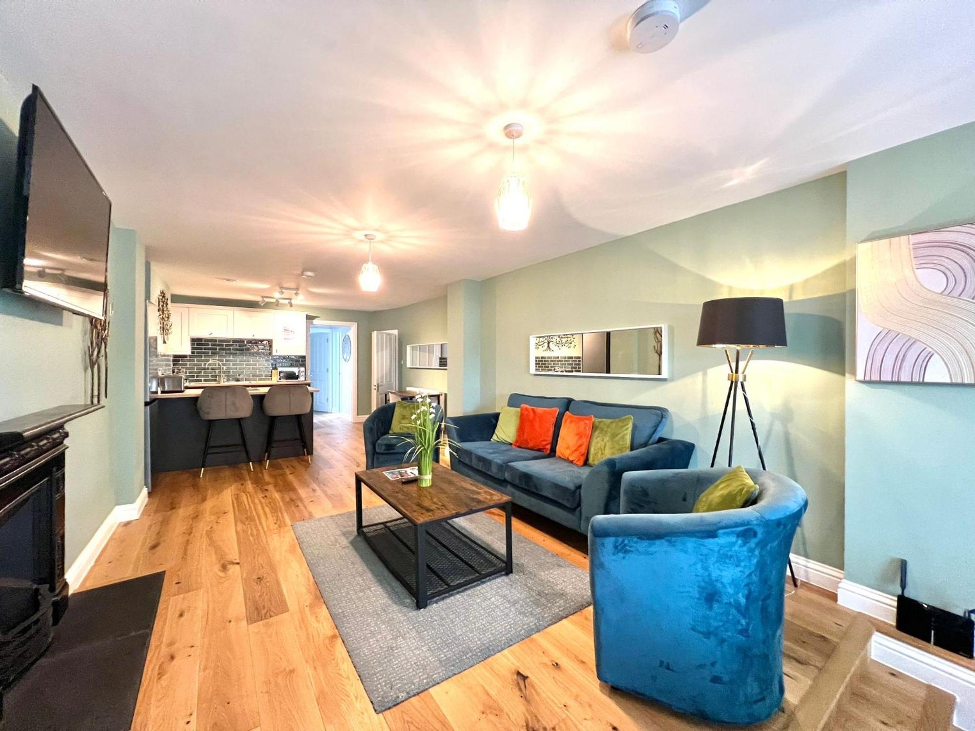 2 Bedroom Apartments Stopoverz Bristol Eksteriør billede