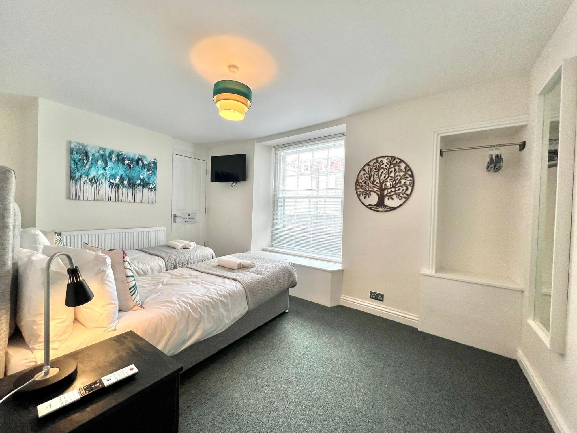 2 Bedroom Apartments Stopoverz Bristol Eksteriør billede