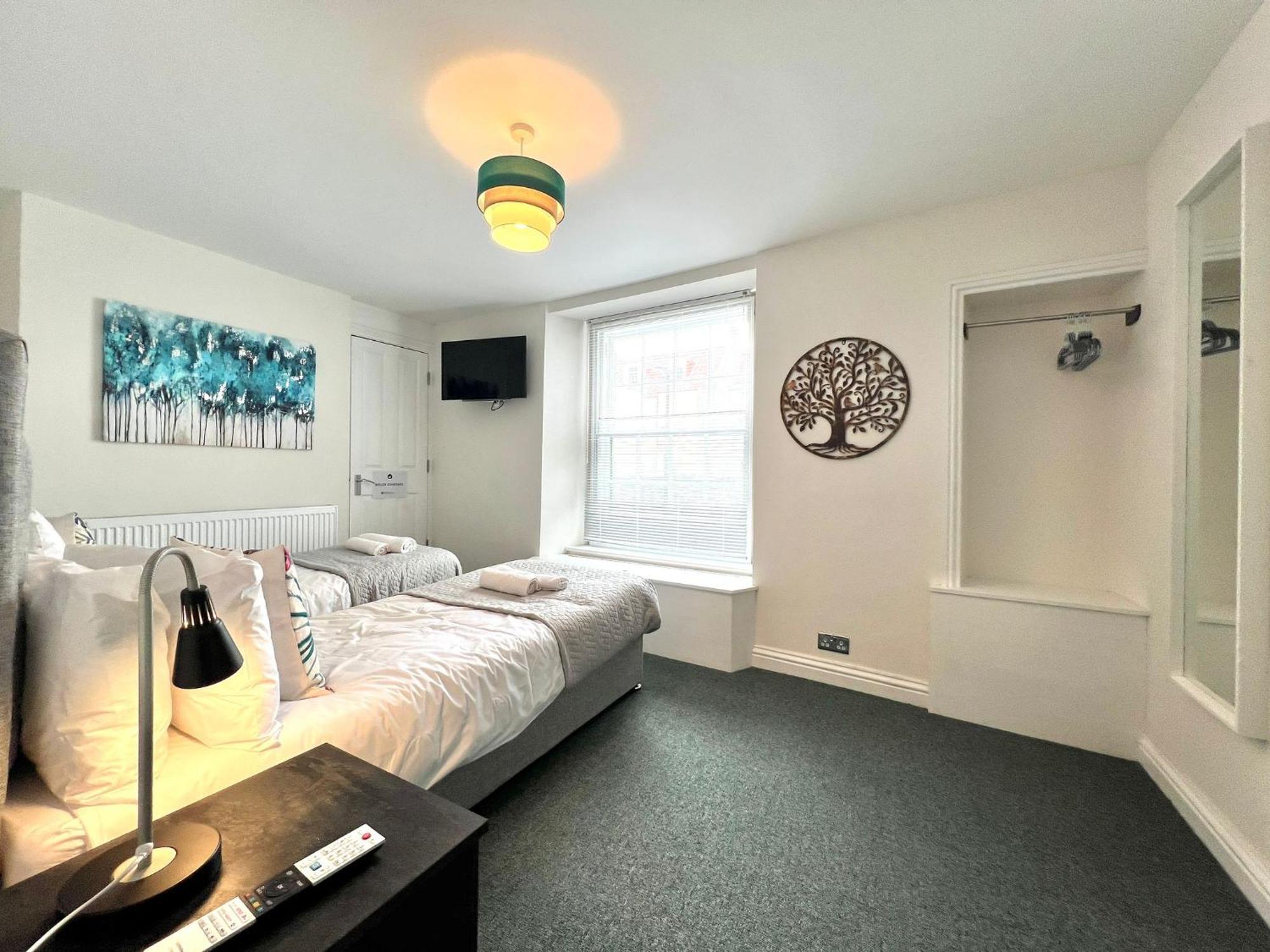 2 Bedroom Apartments Stopoverz Bristol Eksteriør billede